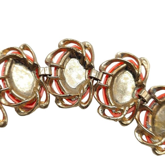 Orange Lucite Thermoset Flower Link Bangle Bracelet Gold Tone Vintage - Picture 5 of 8